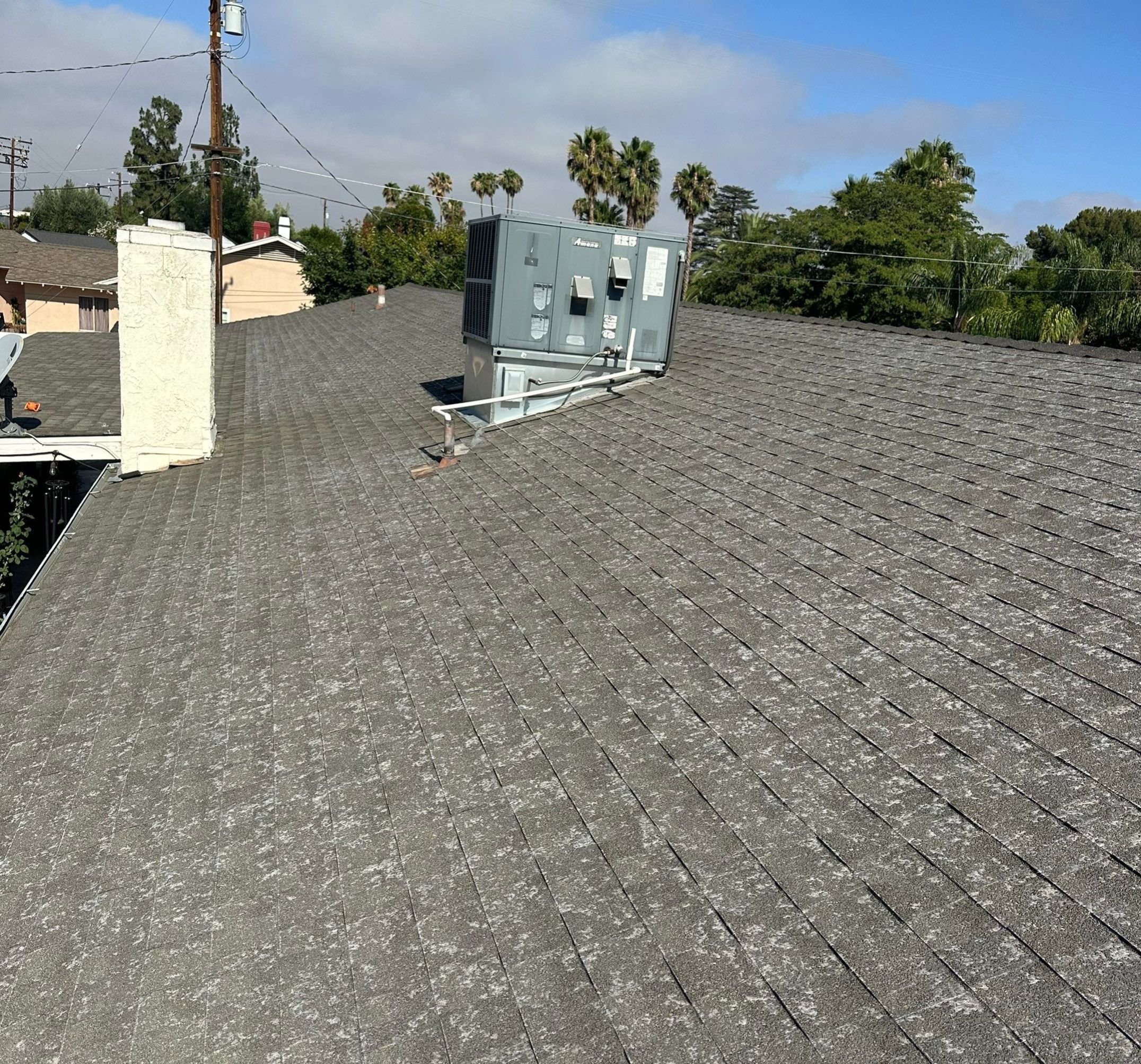 You are currently viewing 7 Signs Your Roof Needs Attention in Hemet, CA