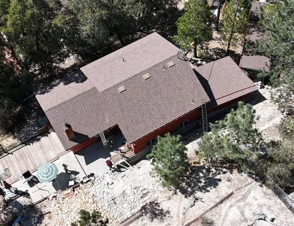 Roofing Contractor in Idyllwild , CA 1