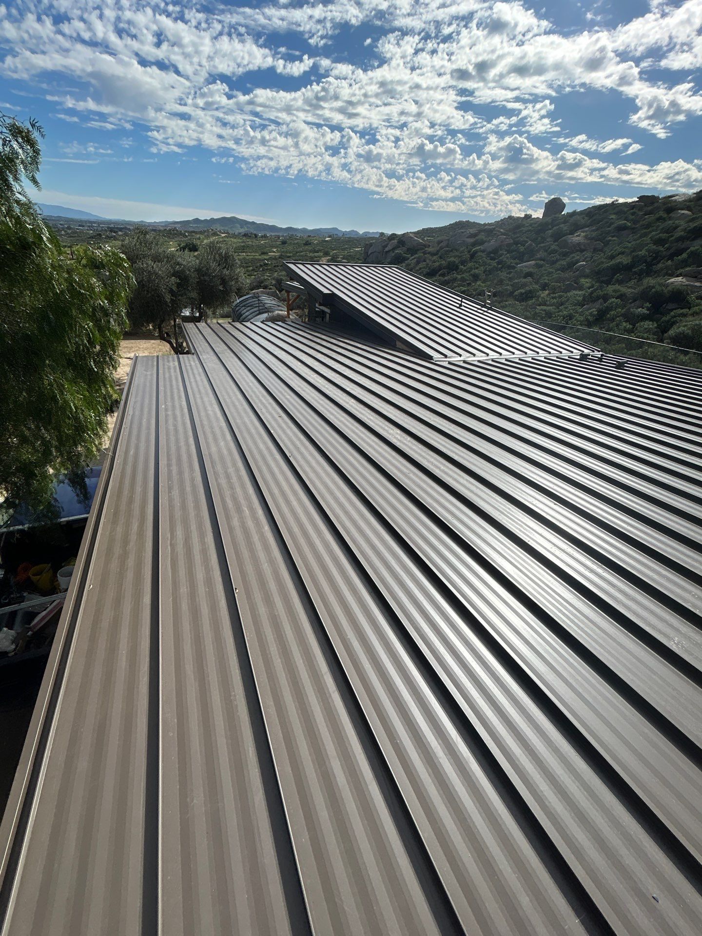 Roofing Contractor in Perris , CA 1